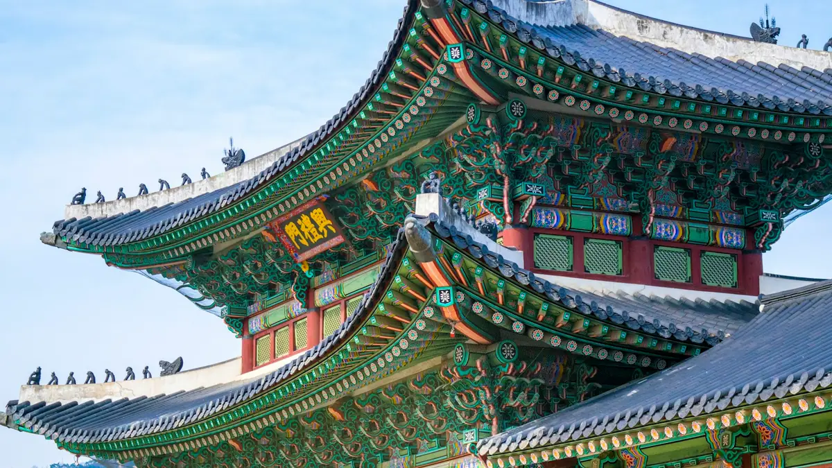green and red temple